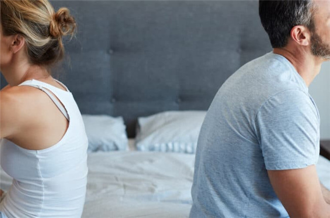 婚外情调查策略解析：应对配偶逃避行为的方法